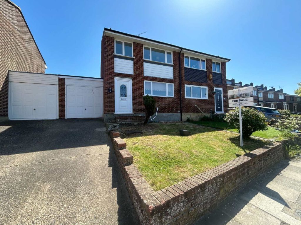 Quickthorn Crescent, Chatham