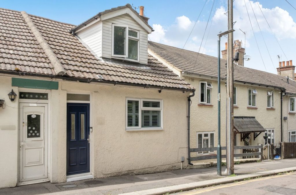 Holcombe Road, Chatham