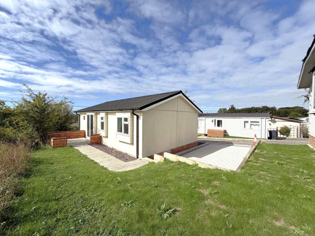 Yew Tree Park Homes, Charing, Ashford